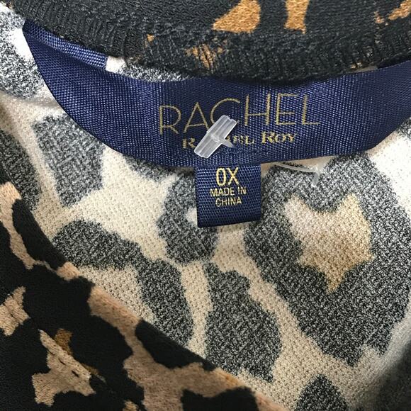 RACHEL Rachel Roy Cold Shoulder Animal Print Top Tan Black Size 0X - Picture 5 of 7